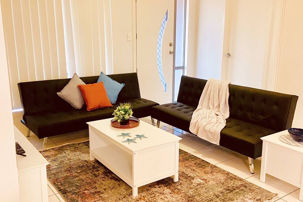 Photo of Livingroom in Gracemere