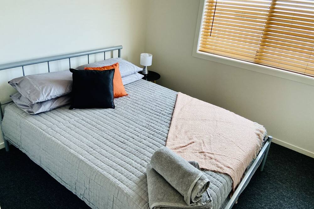 Photo of Bedroom in Gracemere
