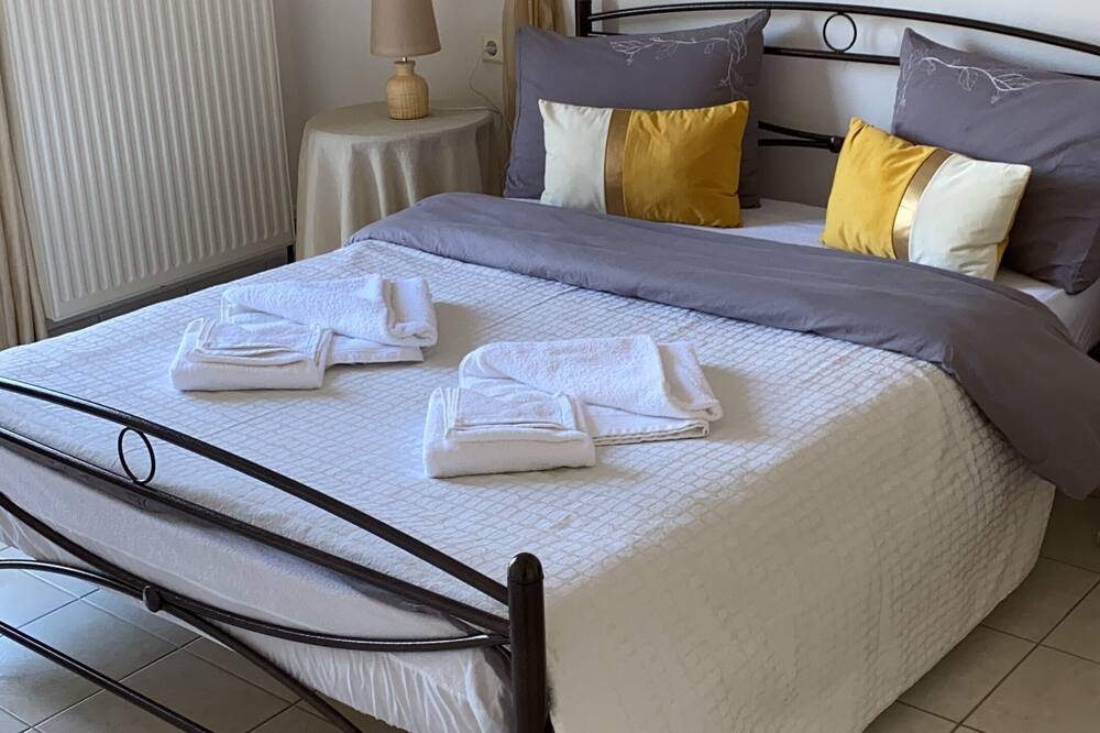 Photo of Bedroom in Mires