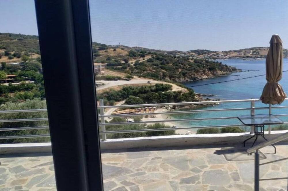 Photo of Patio Balcony in Agii Apostoli