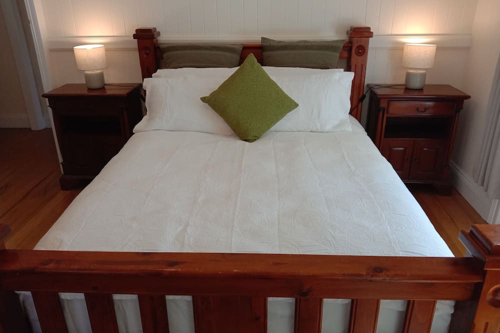 Photo of Bedroom in Ballandean