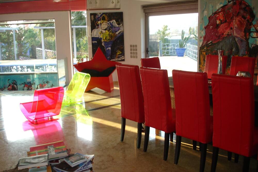 Photo of Livingroom in Eretria