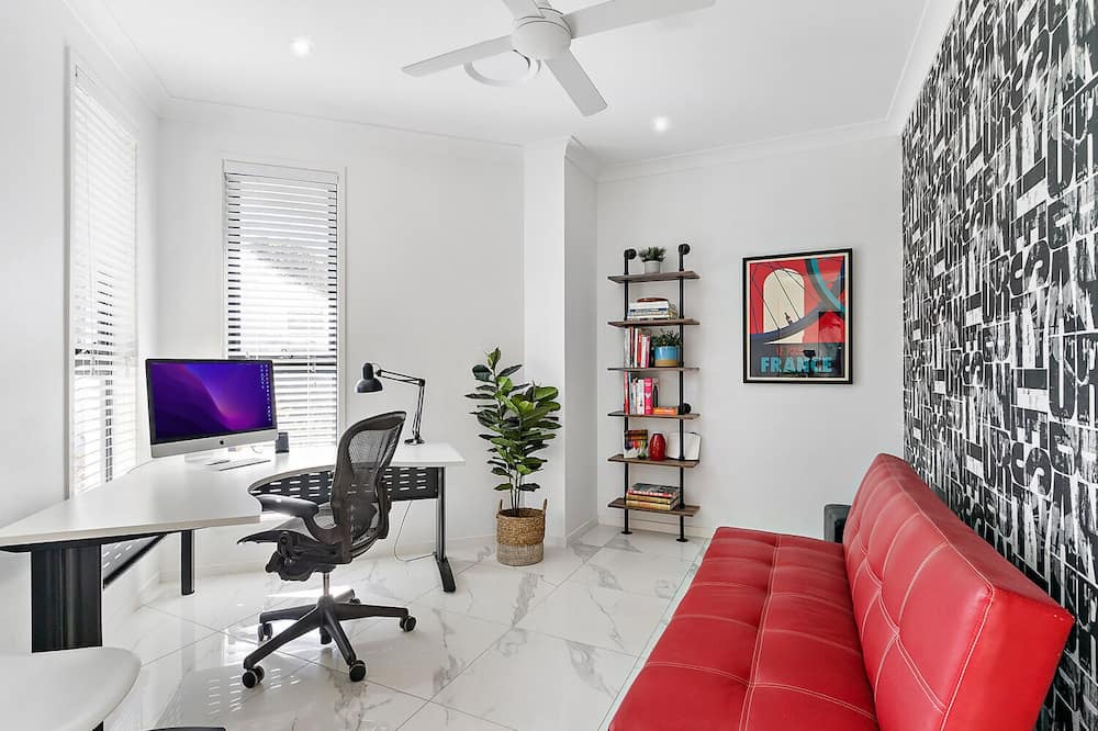 Photo of Bedroom in Twin Waters
