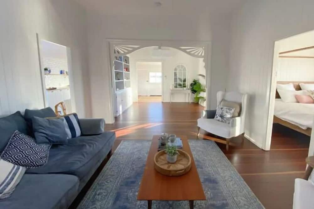Photo of Livingroom in Cooroy