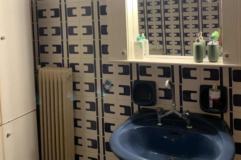 Photo of Bathroom in Skyros Town