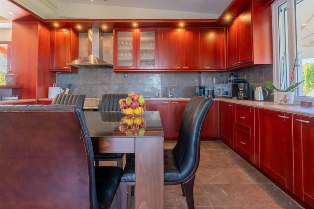 Photo of Kitchen in Kato Diminio