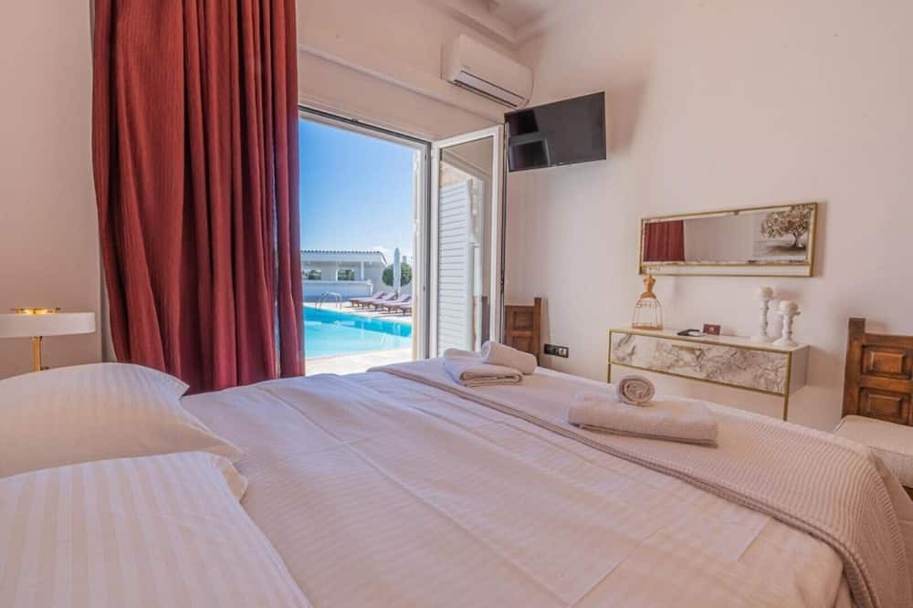 Photo of Bedroom in Kato Diminio