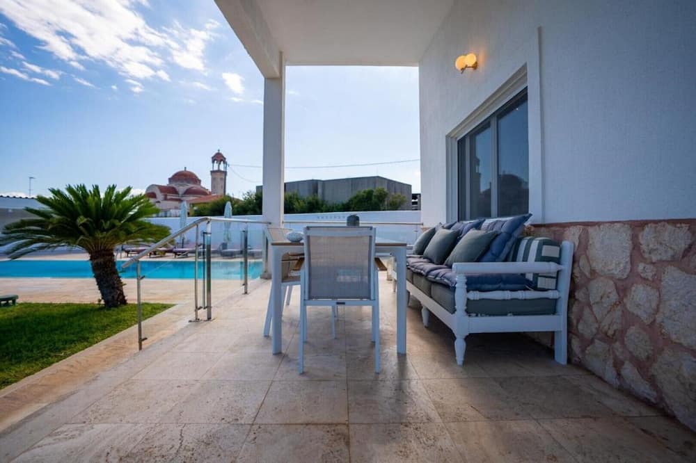 Photo of Patio Balcony in Kato Diminio