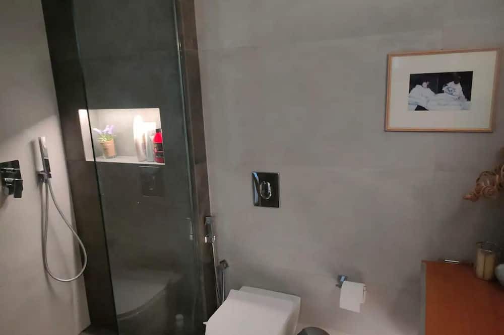 Photo of Bathroom in Pallini