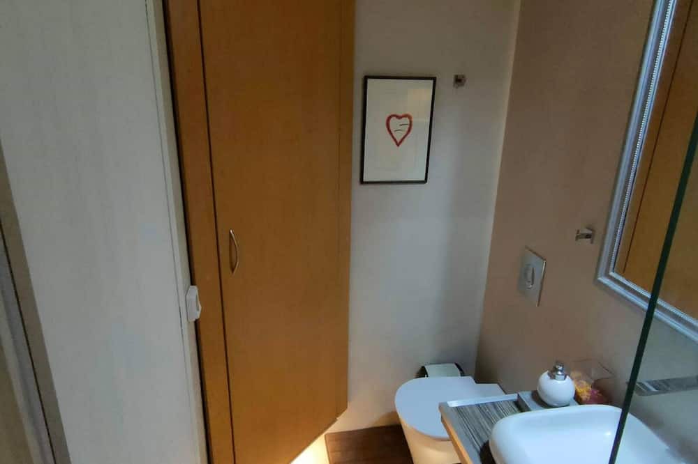 Photo of Bathroom in Pallini