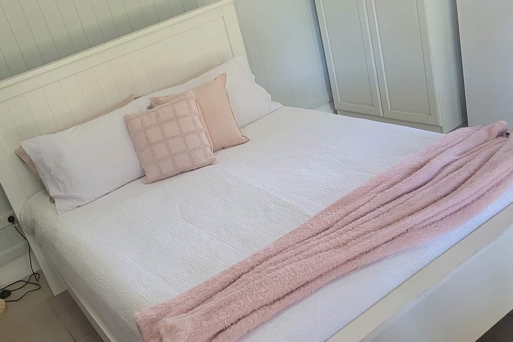 Photo of Bedroom in Cedar Creek