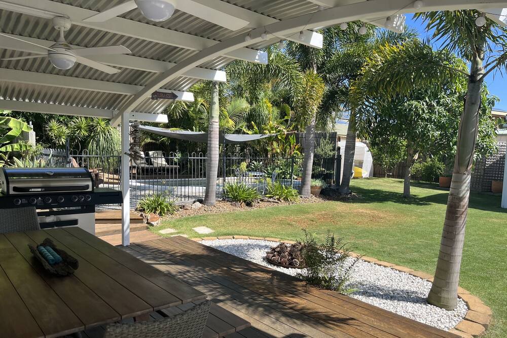 Photo of Outdoor in Sandstone Point