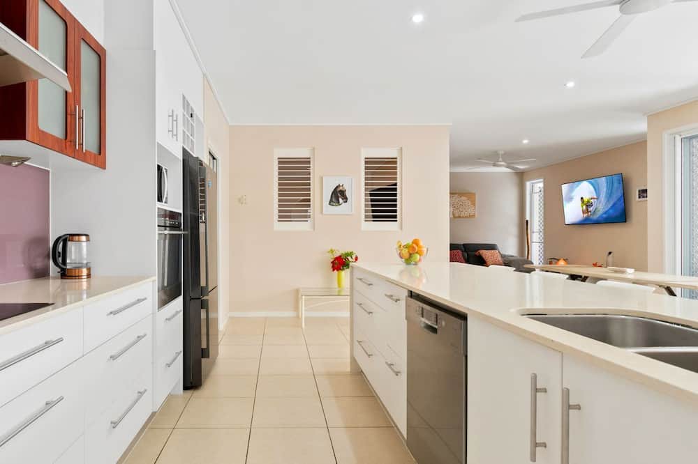 Photo of Kitchen in Wurtulla
