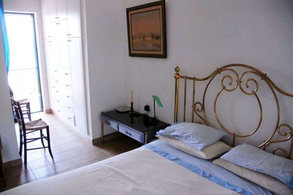 Photo of Bedroom in Kymi-Aliveri