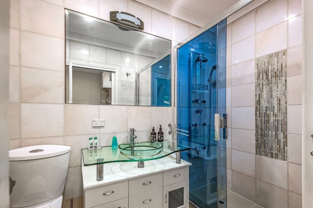Photo of Bathroom in North Tamborine