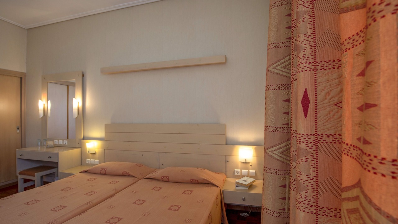 Photo of Bedroom in Kamena Vourla