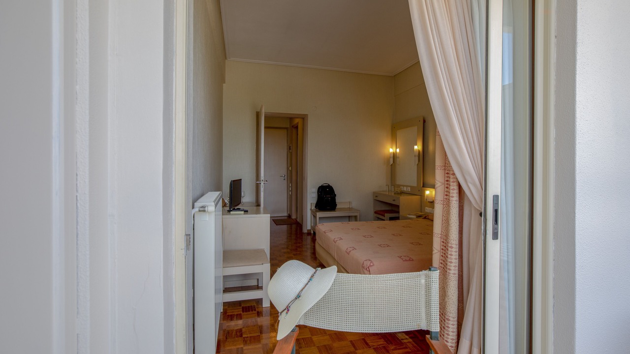 Photo of Bedroom in Kamena Vourla