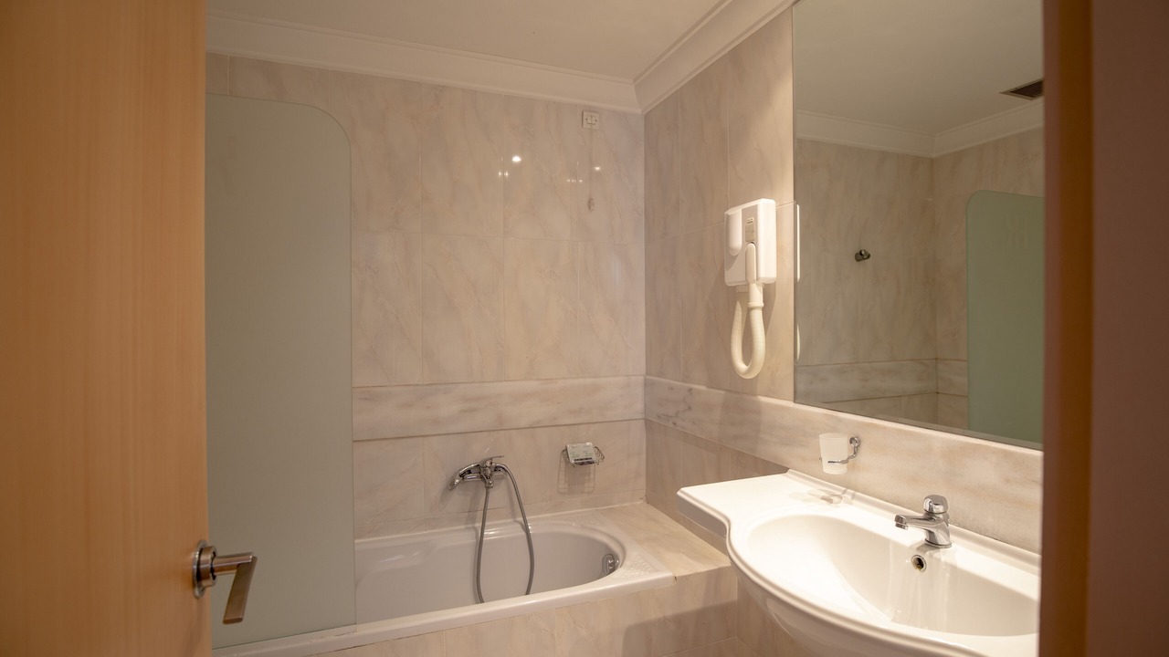 Photo of Bathroom in Kamena Vourla