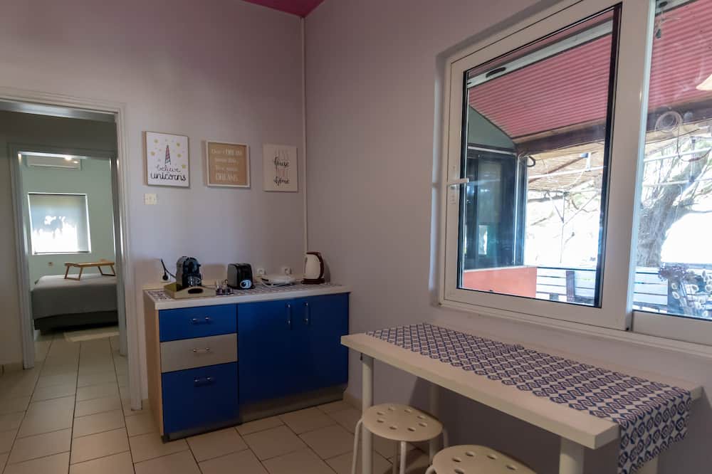 Photo of Kitchen in Katakolo