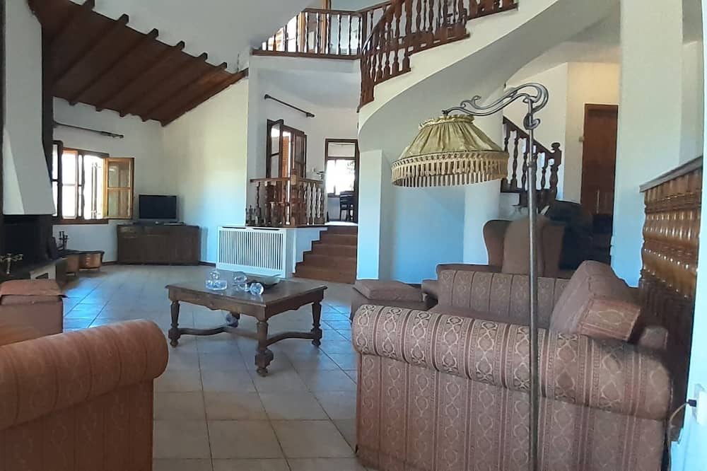Photo of Livingroom in Amaliada