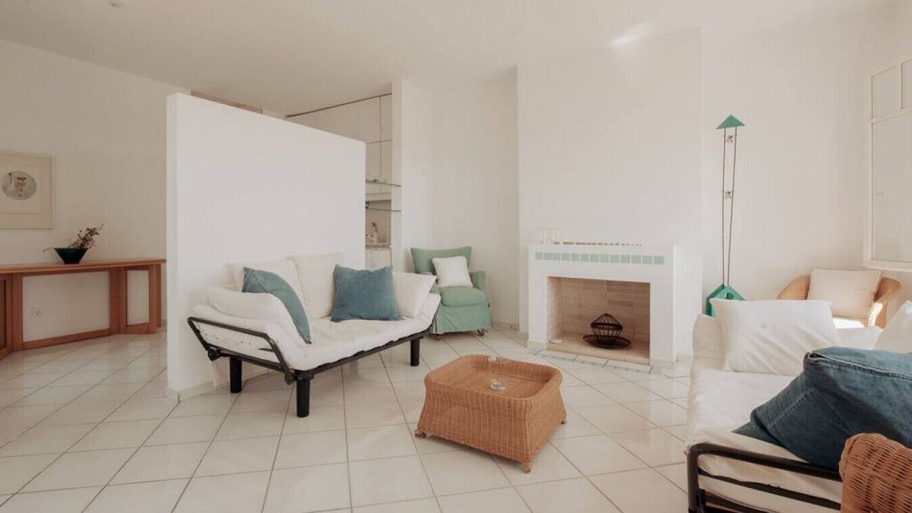 Photo of Livingroom in Lavreotiki