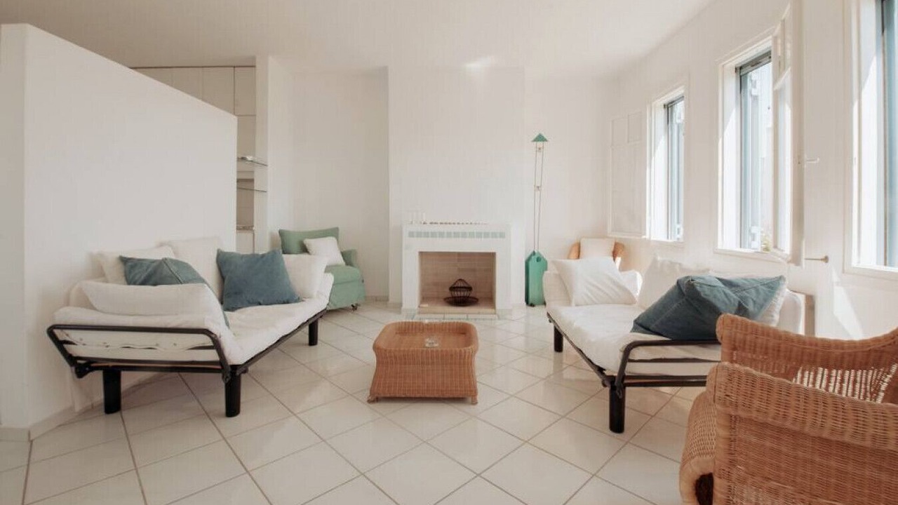 Photo of Livingroom in Lavreotiki