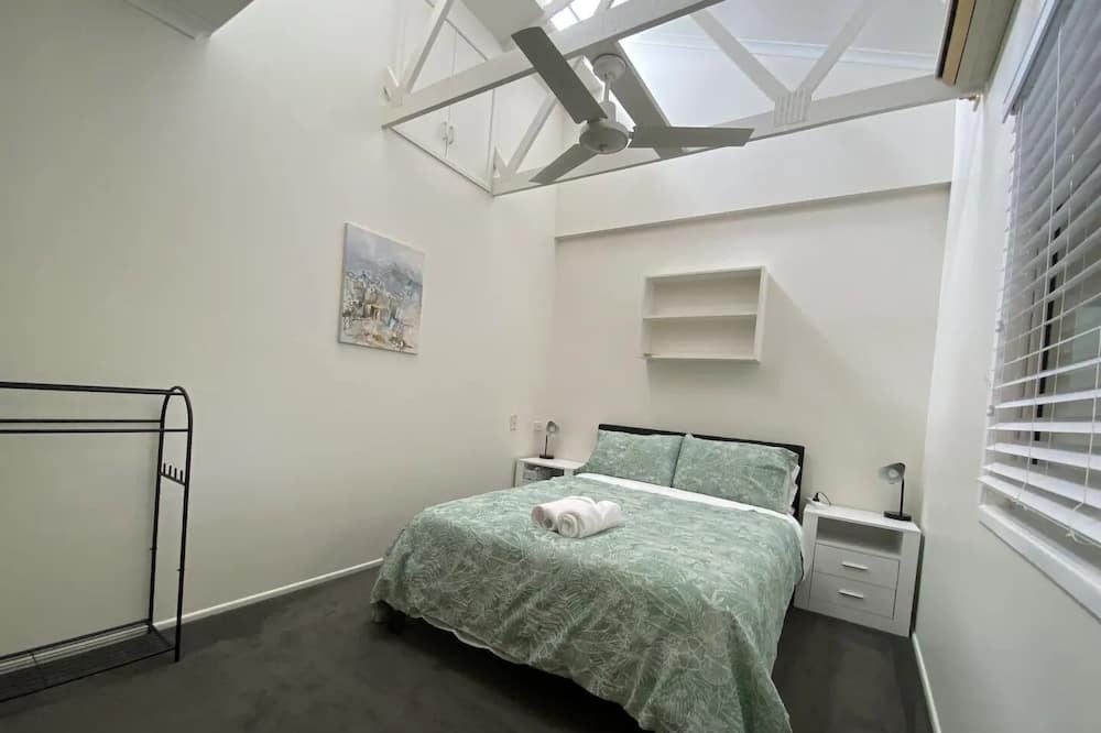 Photo of Bedroom in Slade Point