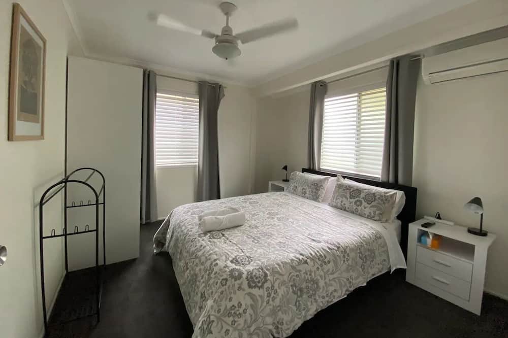 Photo of Bedroom in Slade Point