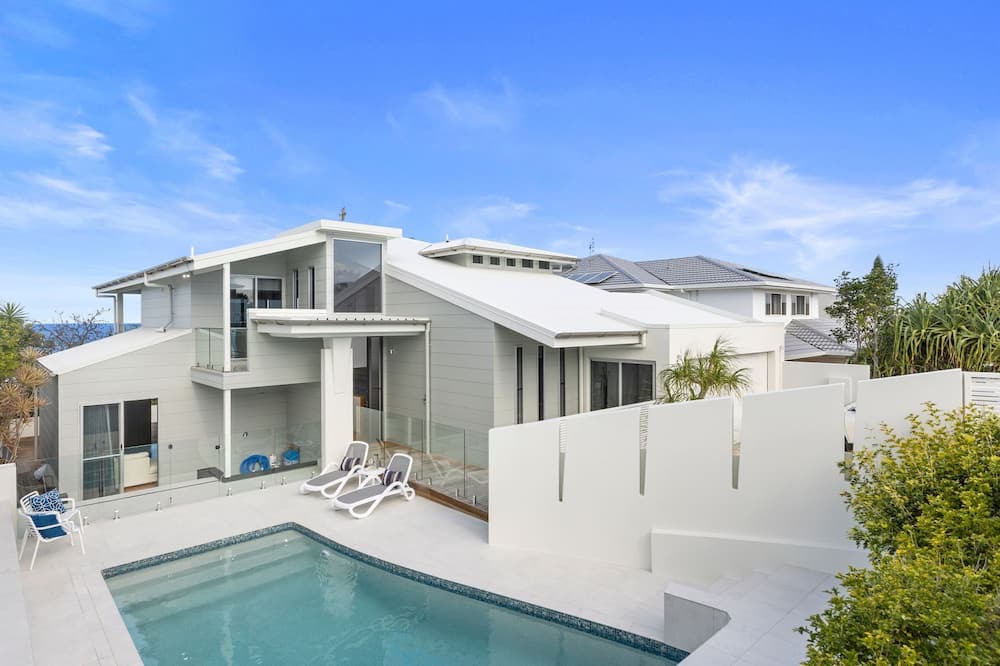 Photo of Outdoor in Castaways Beach