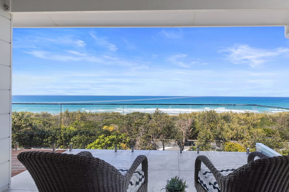Photo of Outdoor in Castaways Beach