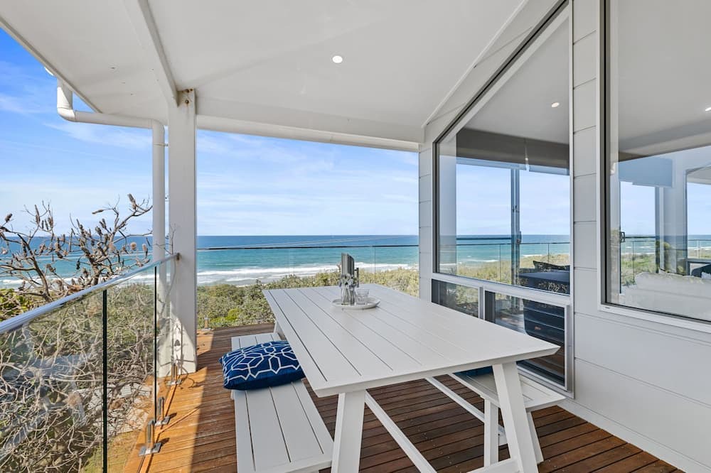 Photo of Outdoor in Castaways Beach