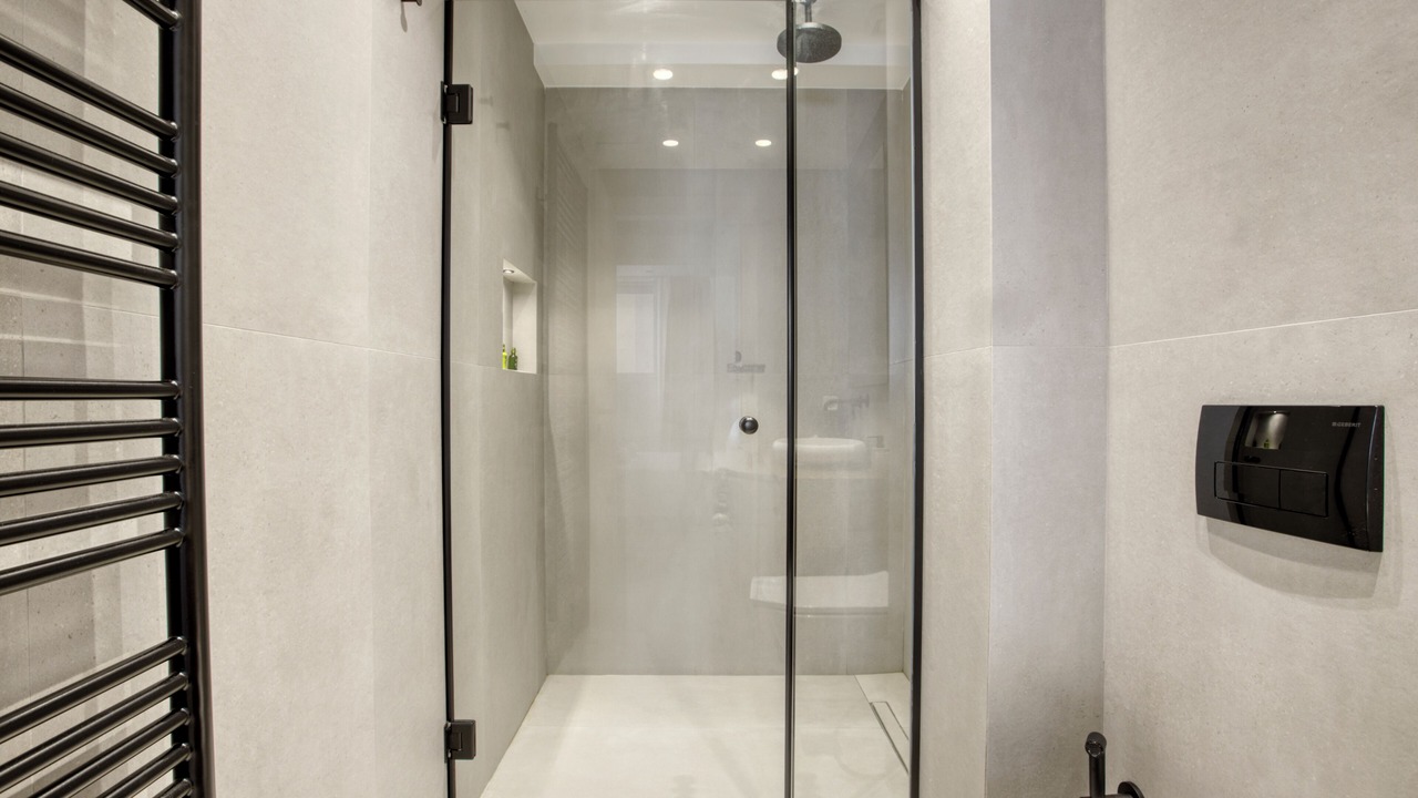 Photo of Bathroom in Neos Kosmos