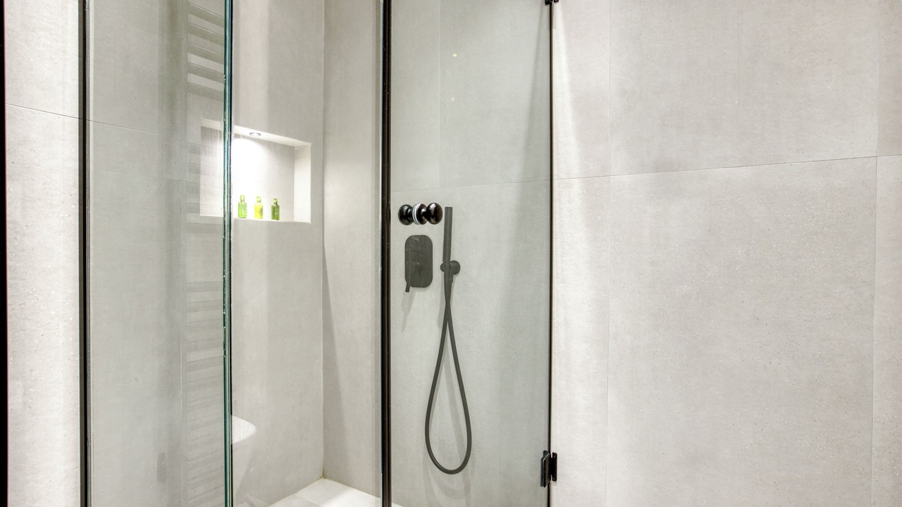 Photo of Bathroom in Neos Kosmos
