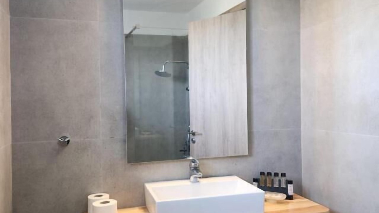 Photo of Bathroom in Amarinthos