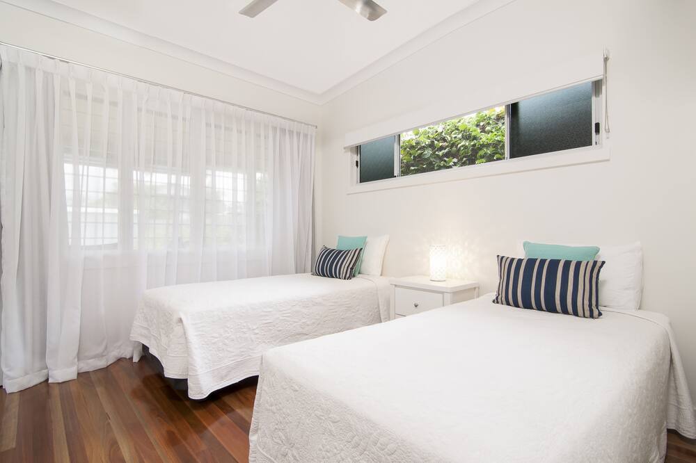 Photo of Bedroom in Newell