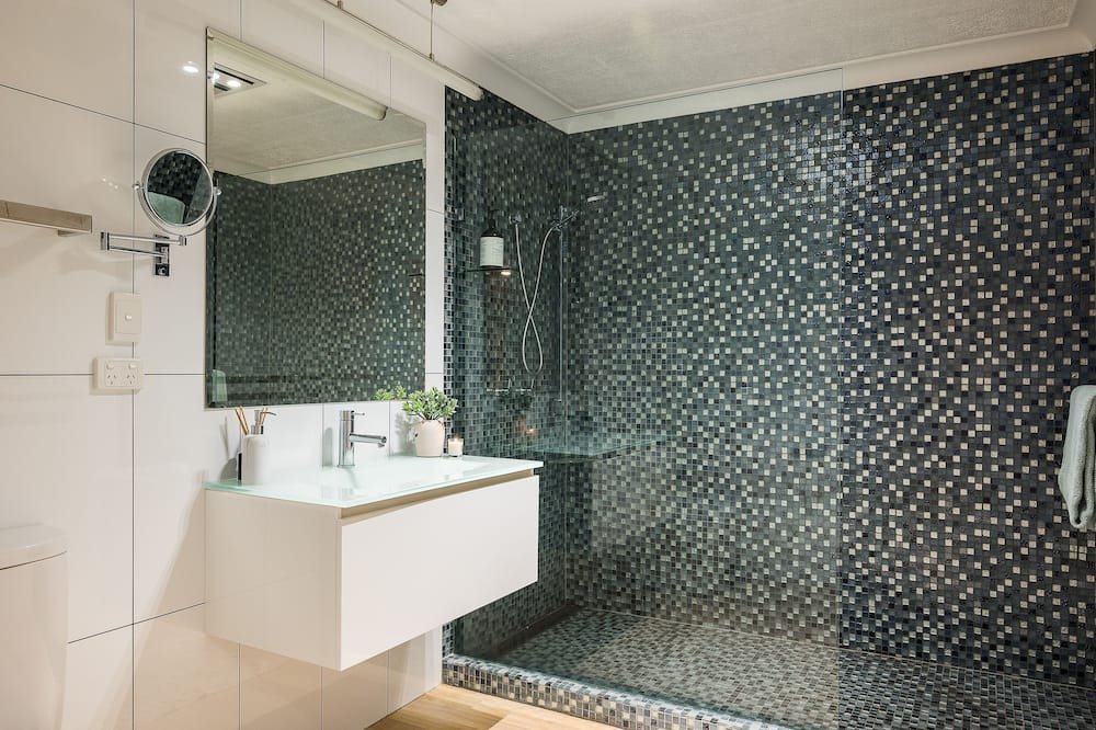 Photo of Bathroom in Coolangatta