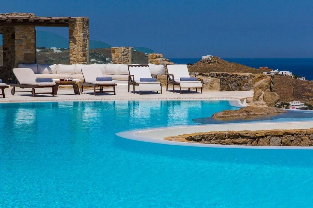 Photo of Outdoor in Glastros