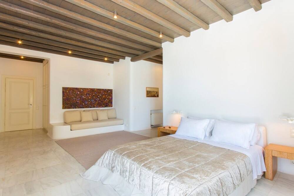 Photo of Bedroom in Glastros