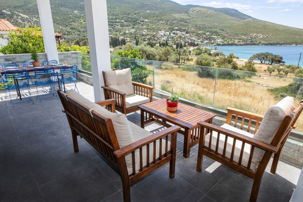 Photo of Patio Balcony in Nea Styra