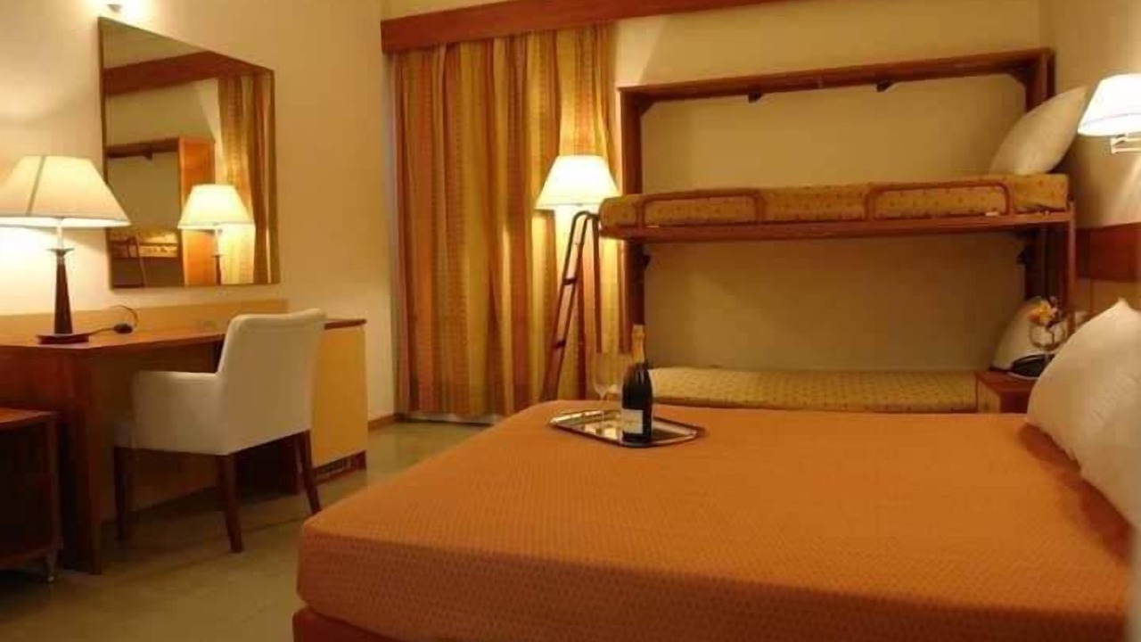 Photo of Bedroom in Marmari