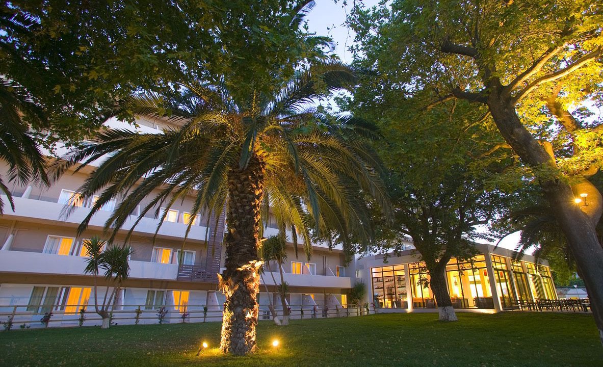 Photo of Outdoor in Longos
