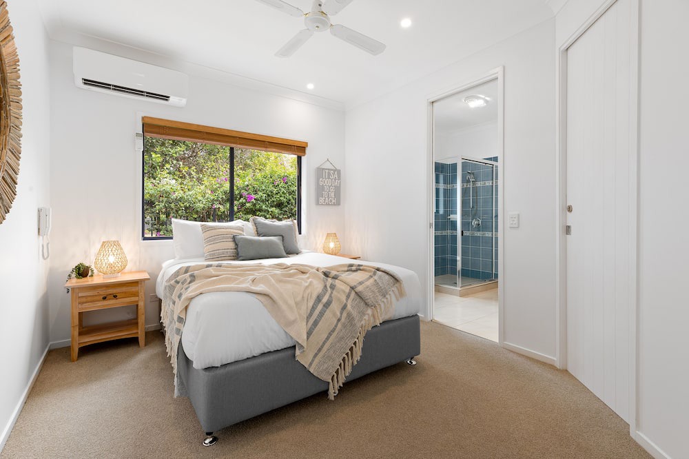 Photo of Bedroom in Twin Waters
