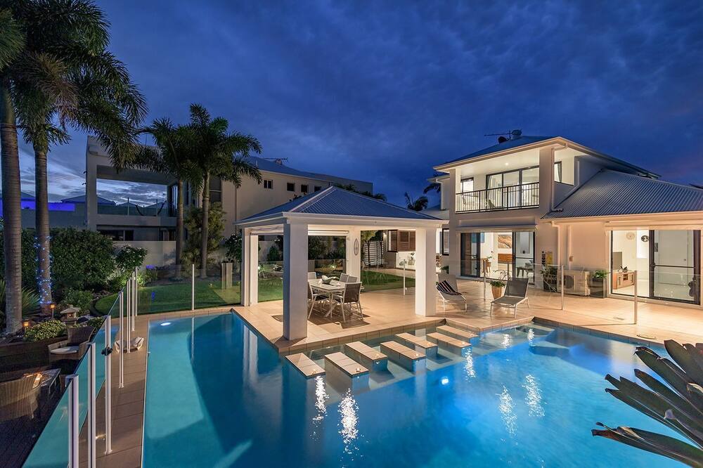 Photo of Outdoor in Twin Waters