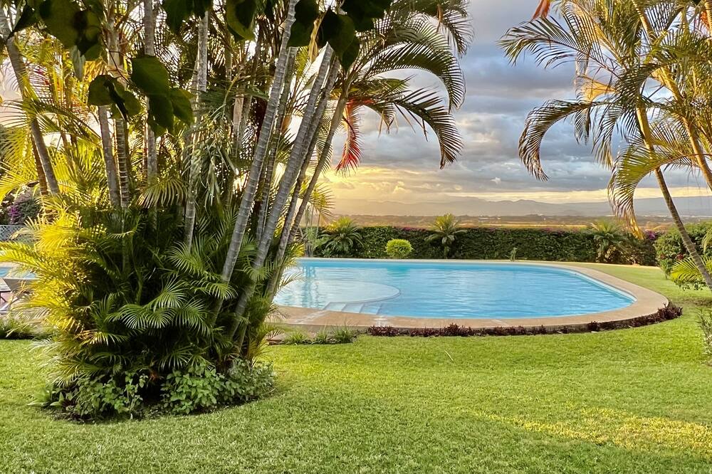 Photo of Outdoor in Santa Ana