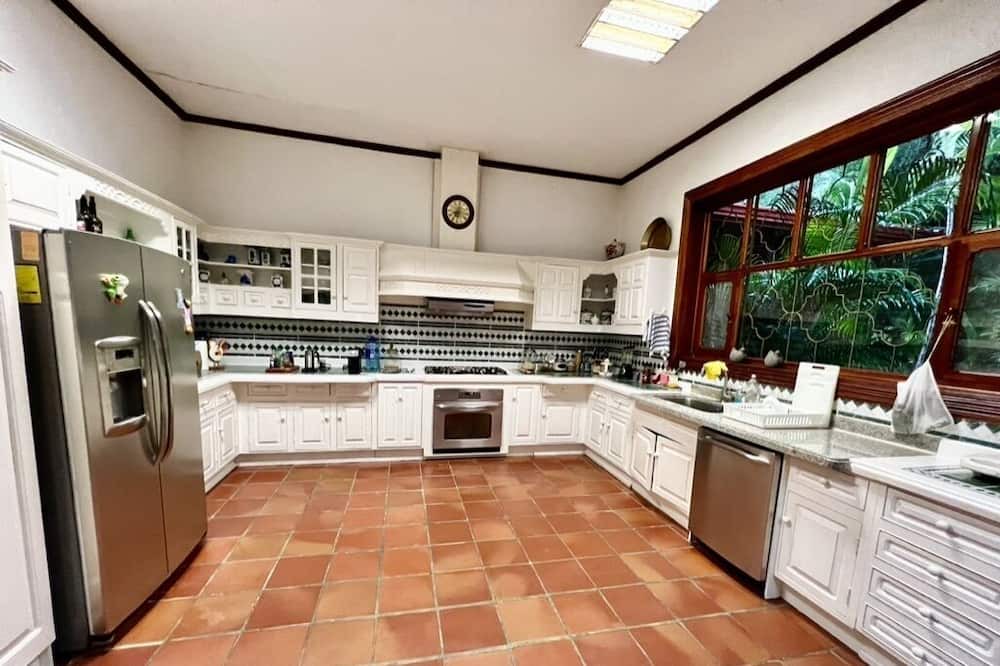 Photo of Kitchen in Santa Ana