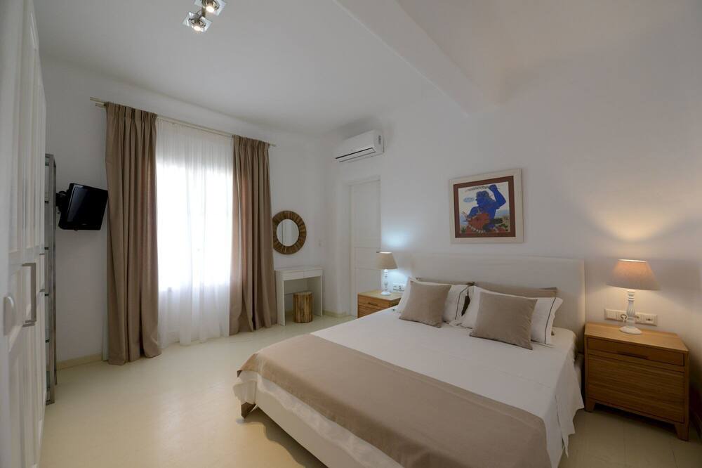 Photo of Bedroom in Kalafatis