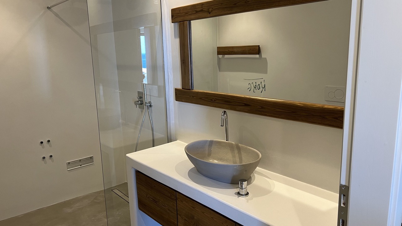 Photo of Bathroom in Alopronia