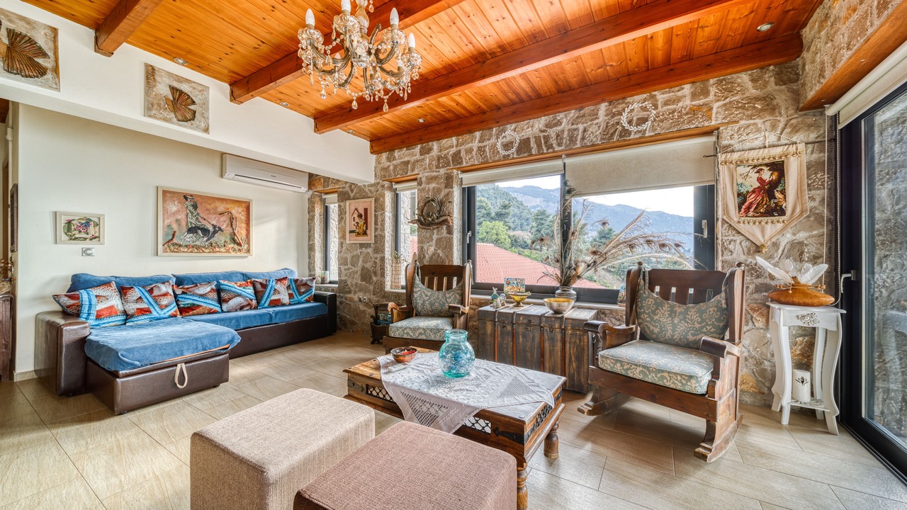 Photo of Livingroom in Molos-Agios Konstantinos