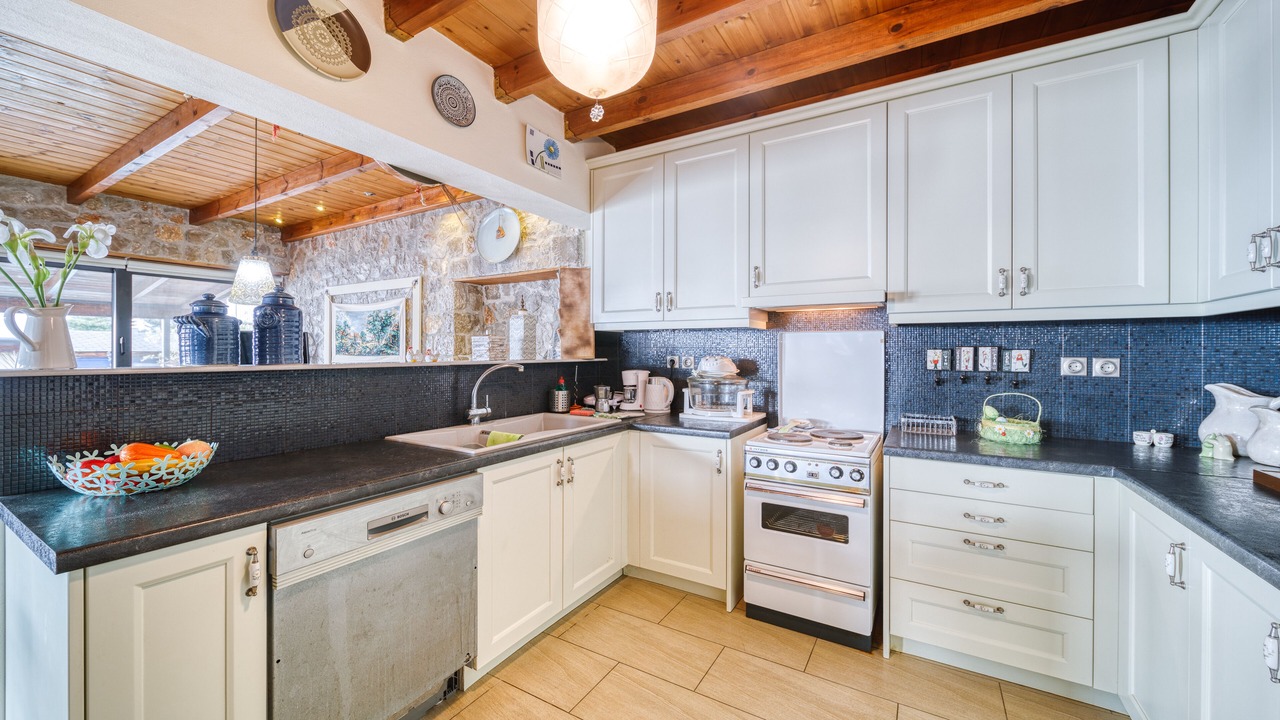 Photo of Kitchen in Molos-Agios Konstantinos
