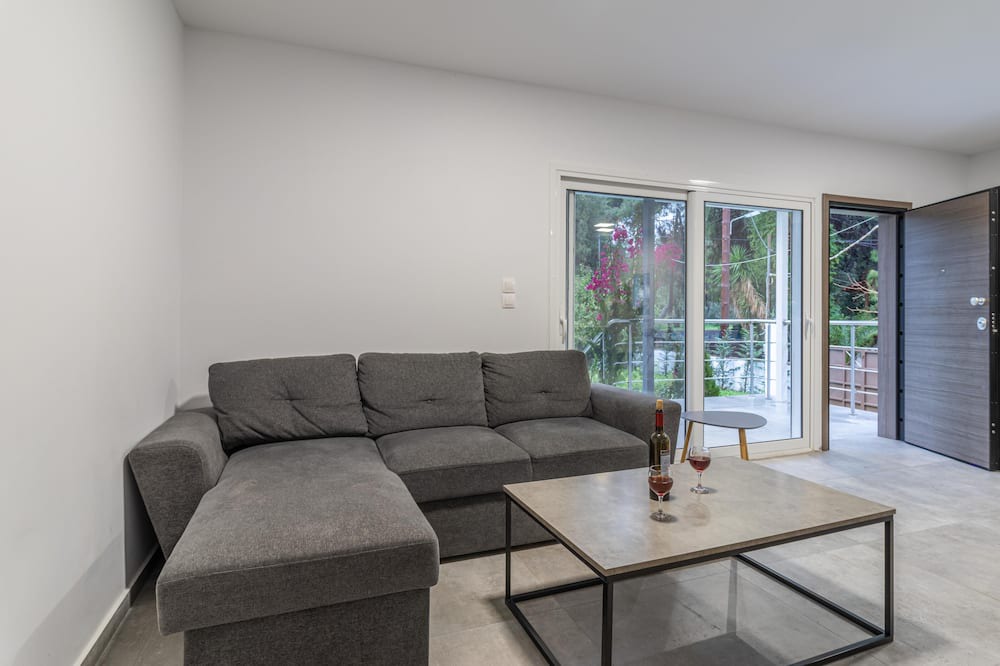 Photo of Livingroom in Isthmia